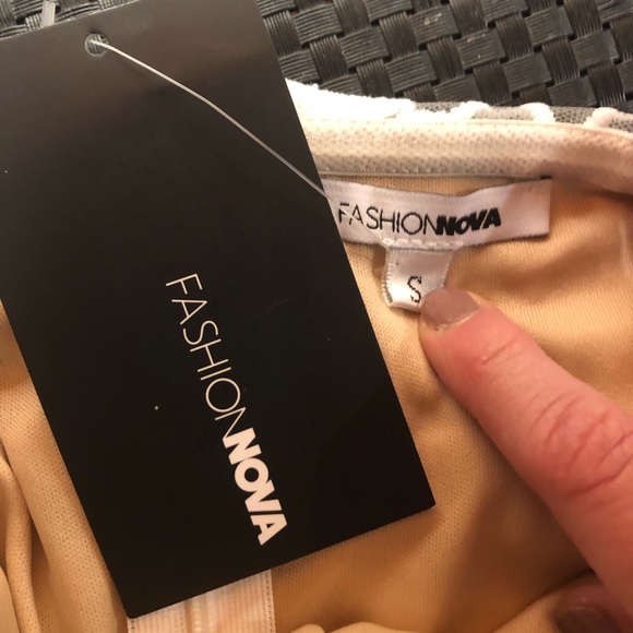 NWT! Fashion Nova Truth Serum lace dress! - Picture 5 of 5